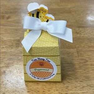 True Honey Tea Peppermint Bee Box (4 Pack)